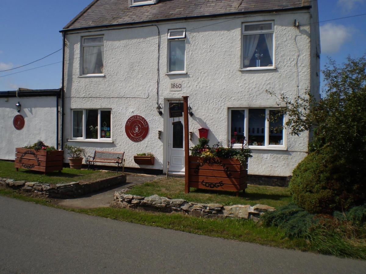 Sportsmans Lodge Bed And Breakfast Amlwch Экстерьер фото